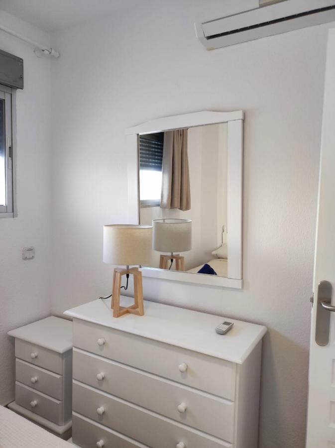 Acapulco Playa 26 Menyber Apartment เนร์คา ภายนอก รูปภาพ